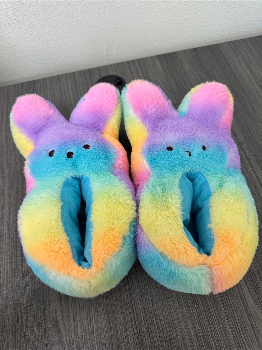 PEEPS Rainbow Plush Slippers